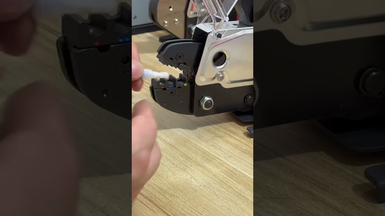 Pneumatic Terminal Crimping Machine for Wire Connector Caps