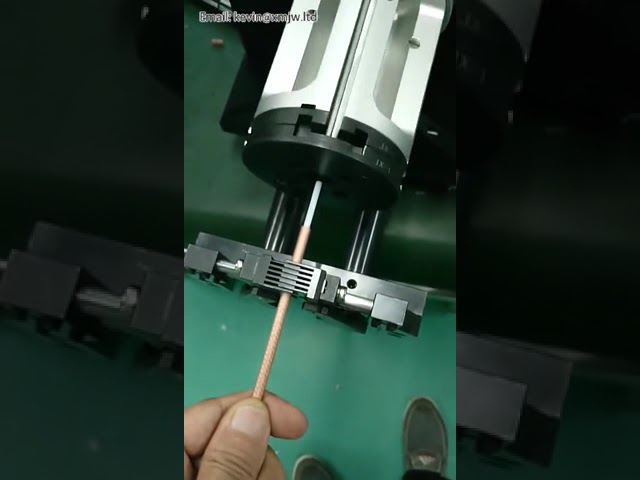 Semi-Automatic Large Square Coaxial Cable Spin Stripper for New Energy Thick Flexible Cables