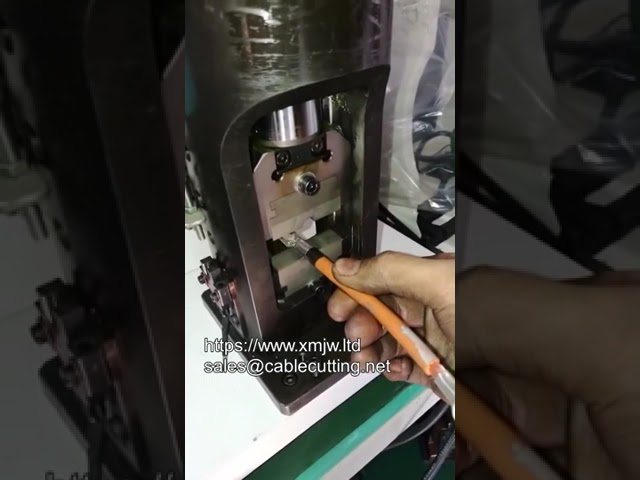 30-Ton Hydraulic Crimping Machine for Copper Lugs WPM-30-T